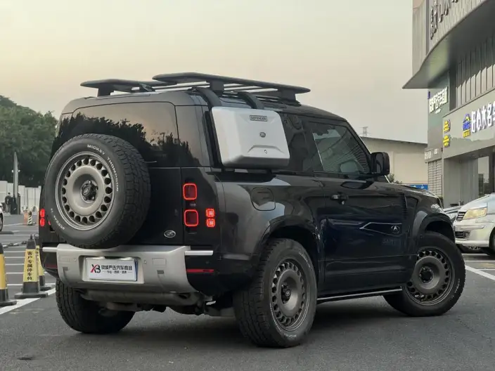 Land Rover Defender 2022 Model 90 P400 XS – фото 7