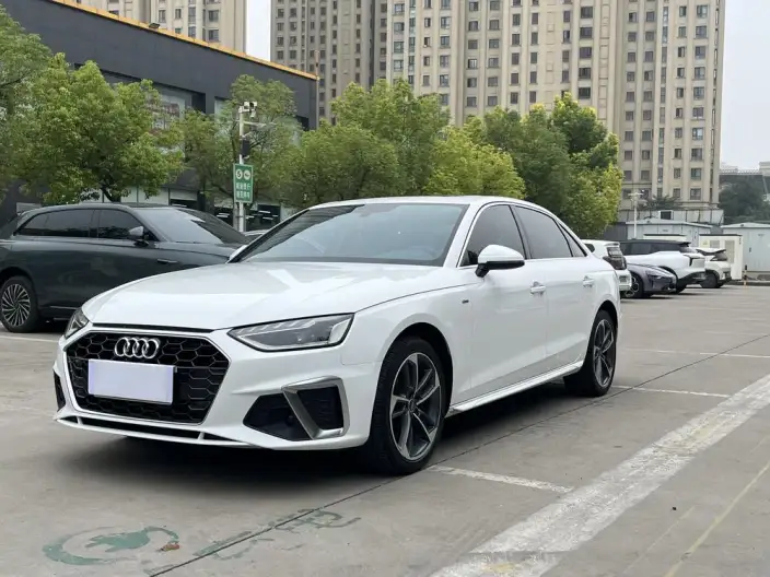 Audi A4 L 2022 Model 40 TFSI Fashion Dynamic Model – фото 1