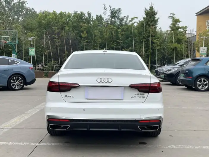 Audi A4 L 2022 Model 40 TFSI Fashion Dynamic Model – фото 6