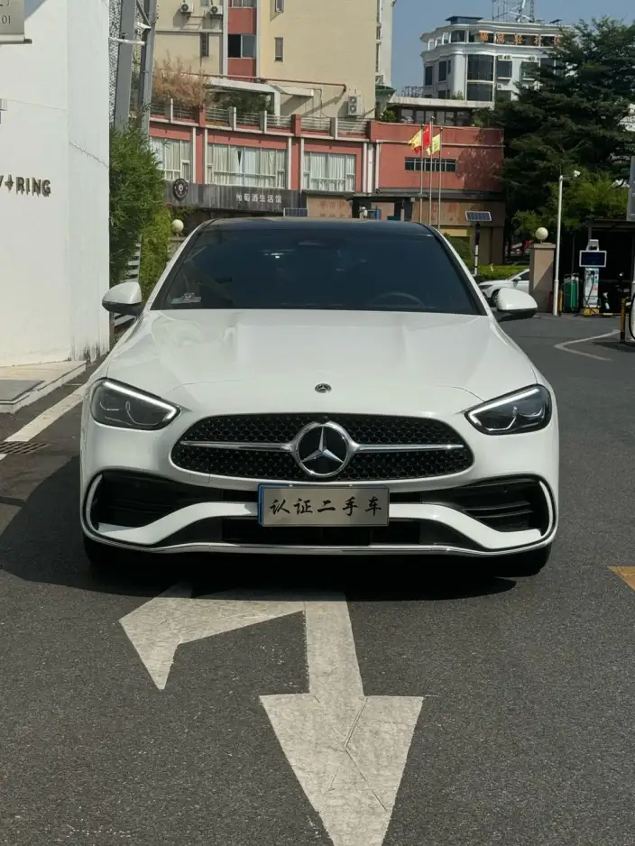 Mercedes-Benz C-Class 2024 Model C 260 L Sports Edition – фото 2