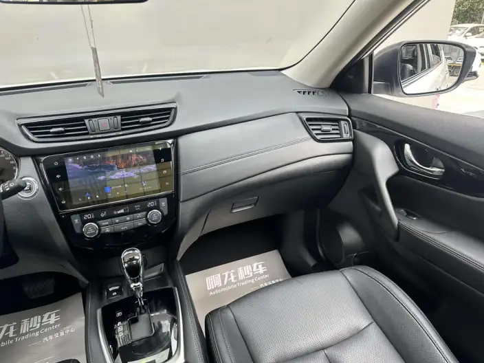 Nissan X-Trail 2023 Model Classic Edition 2.0L 2WD Smart Connect Premium – фото 5