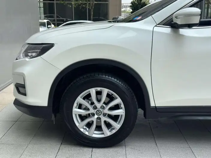 Nissan X-Trail 2023 Model Classic Edition 2.0L 2WD Smart Connect Premium – фото 7
