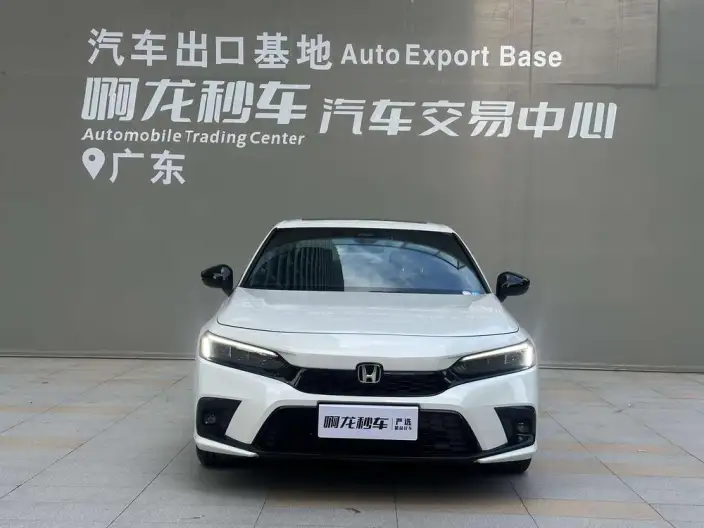 Honda Civic 2022 Model 240TURBO CVT Combustion Edition – фото 2