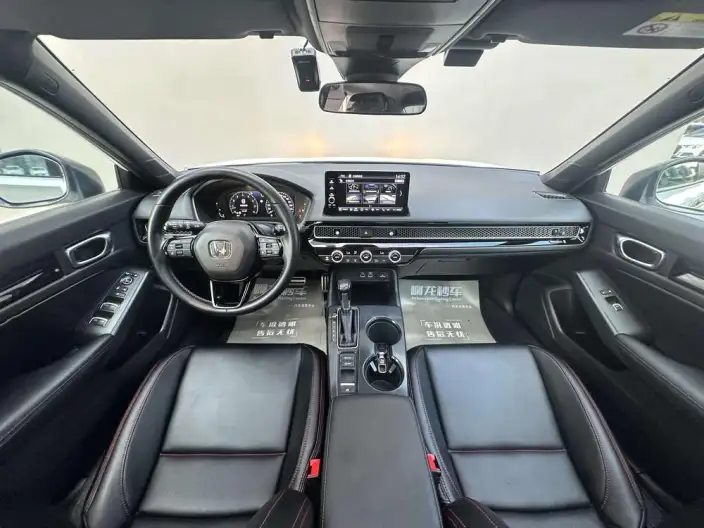 Honda Civic 2022 Model 240TURBO CVT Combustion Edition – фото 8