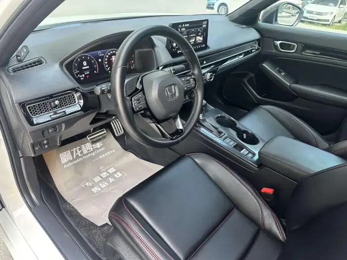 Honda Civic 2022 Model 240TURBO CVT Combustion Edition – фото 10