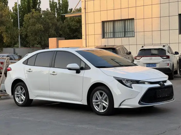 Toyota Levin 2022 Model 185T CVT Deluxe Edition – фото 3