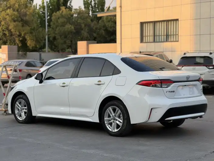 Toyota Levin 2022 Model 185T CVT Deluxe Edition – фото 4