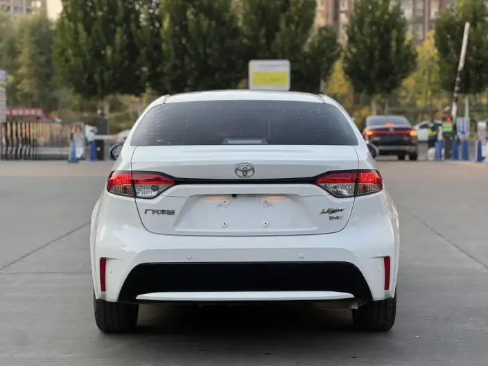 Toyota Levin 2022 Model 185T CVT Deluxe Edition – фото 5