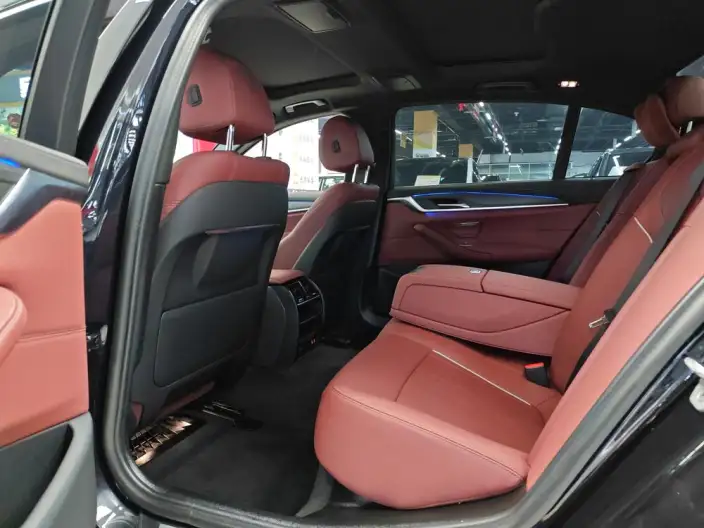 BMW 5 Series 2023 Model 530Li Leading Model M Sports Set – фото 9