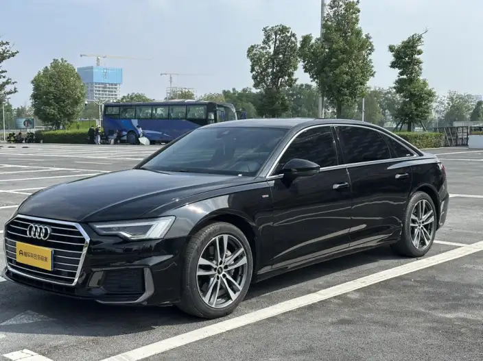 Audi A6L 2022 Model 40 TFSI Luxury Dynamic Model – фото 1