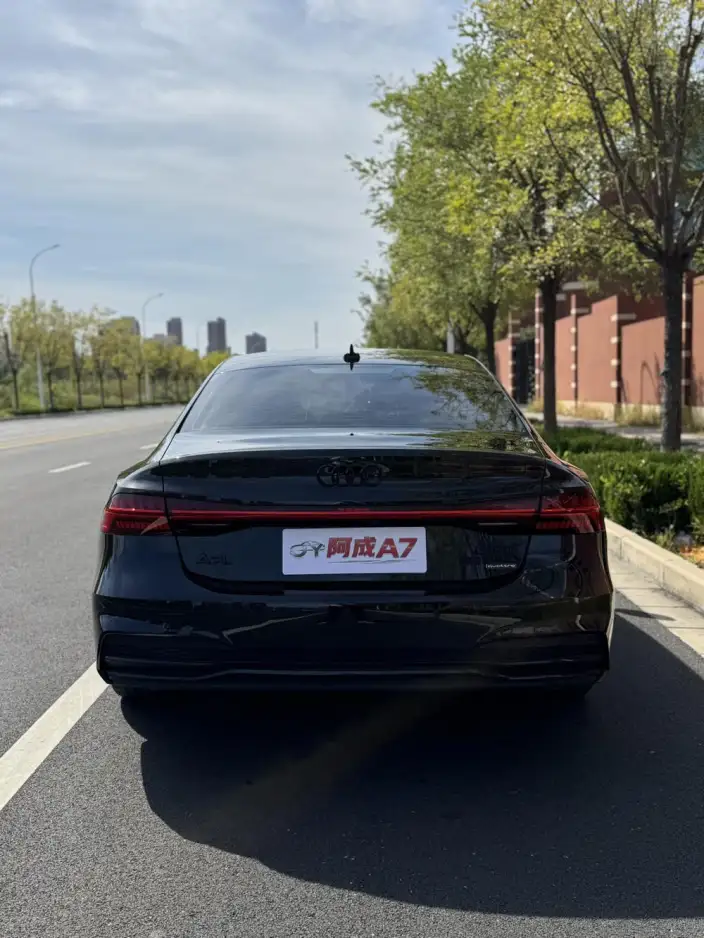 Audi A7 L 2024 Model 55 TFSI quattro S-line Black Samurai Edition – фото 5