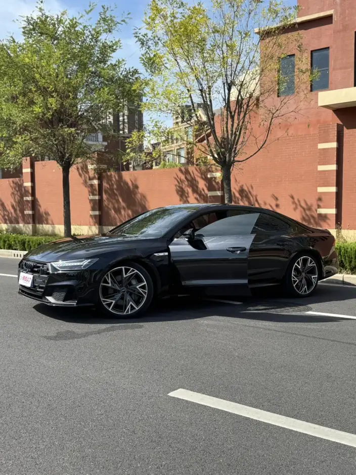 Audi A7 L 2024 Model 55 TFSI quattro S-line Black Samurai Edition – фото 6