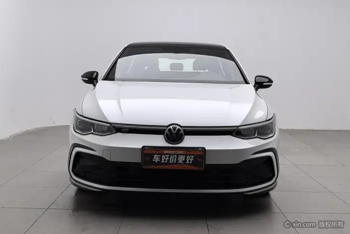 Volkswagen Golf 2023 Model 280TSI DSG R-Line Lite – фото 2