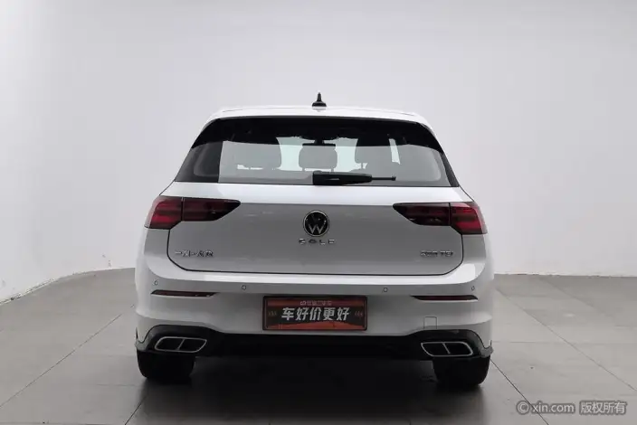 Volkswagen Golf 2023 Model 280TSI DSG R-Line Lite – фото 3