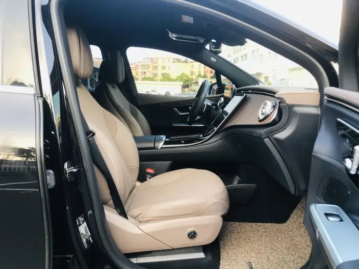 Mercedes-Benz EQE SUV 2024 Model EQE SUV 500 4MATIC Deluxe Edition – фото 9