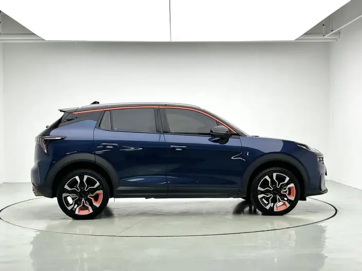 Lynk & Co 06 2023 Model Remix 1.5T Shine Halo – фото 8