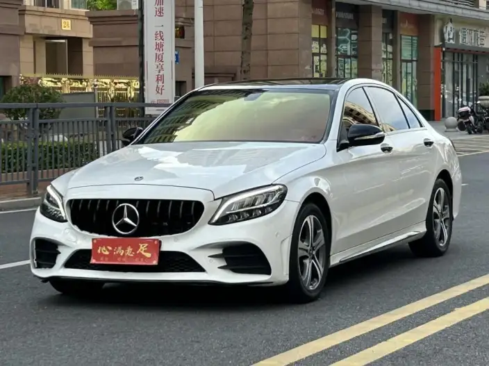 Mercedes-Benz C-Class 2020 Model C 260 L Sports Edition – фото 1