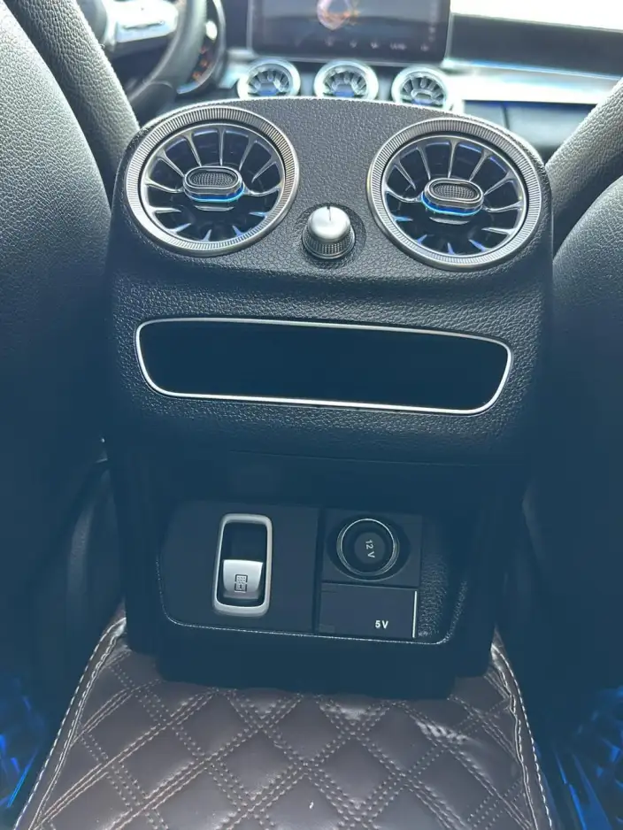 Mercedes-Benz C-Class 2020 Model C 260 L Sports Edition – фото 10