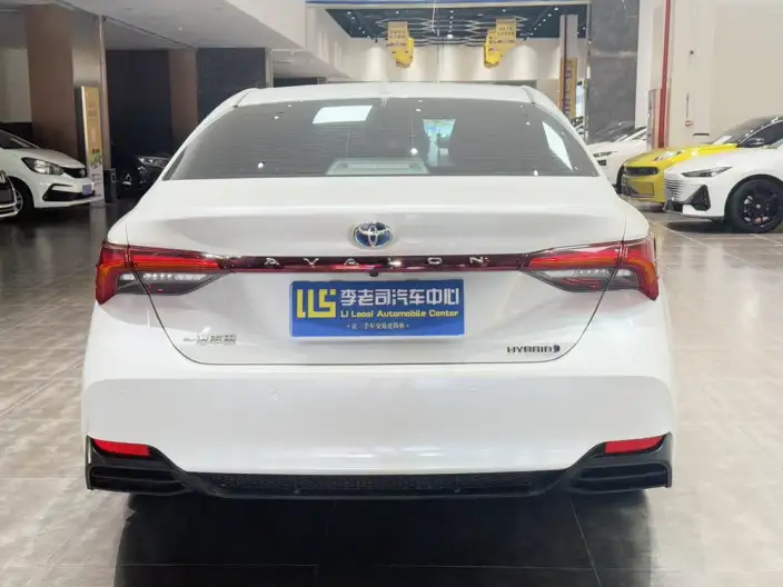 Toyota Avalon 2022 Model Hybrid 2.5L Deluxe Edition – фото 6