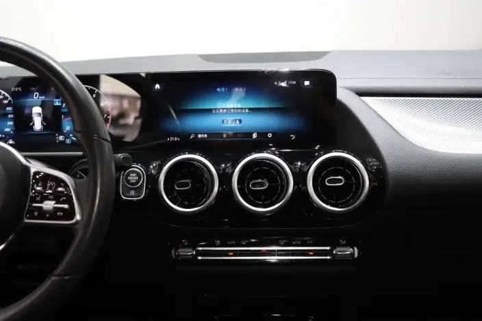 Mercedes-Benz GLA 2022 Model Facelift II GLA 200 – фото 10