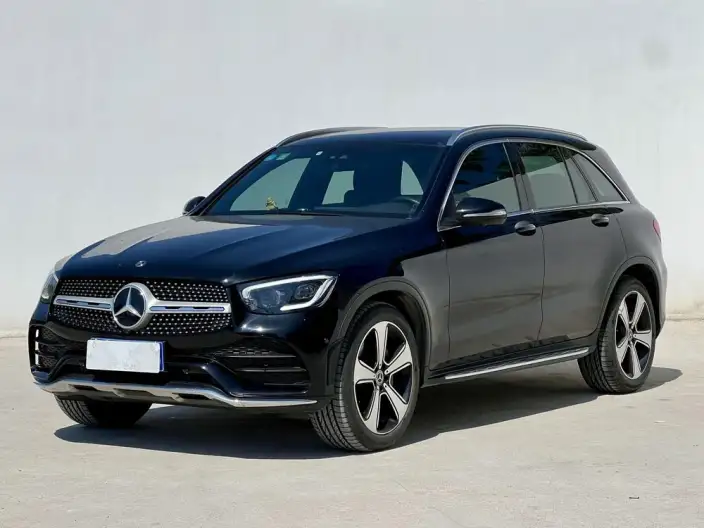 Mercedes-Benz GLC 2020 Model GLC 300 L 4MATIC Luxury Model – фото 1