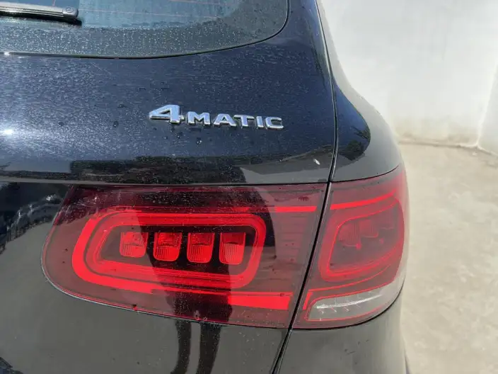 Mercedes-Benz GLC 2020 Model GLC 300 L 4MATIC Luxury Model – фото 8