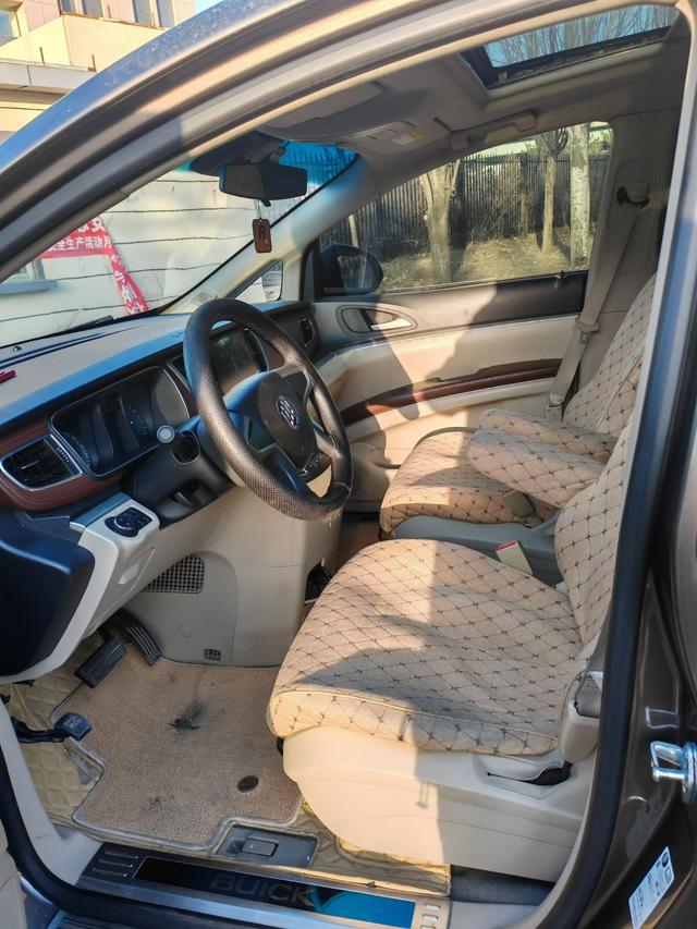 Buick GL8 2015 2.4L Luxury Business Premium – фото 3