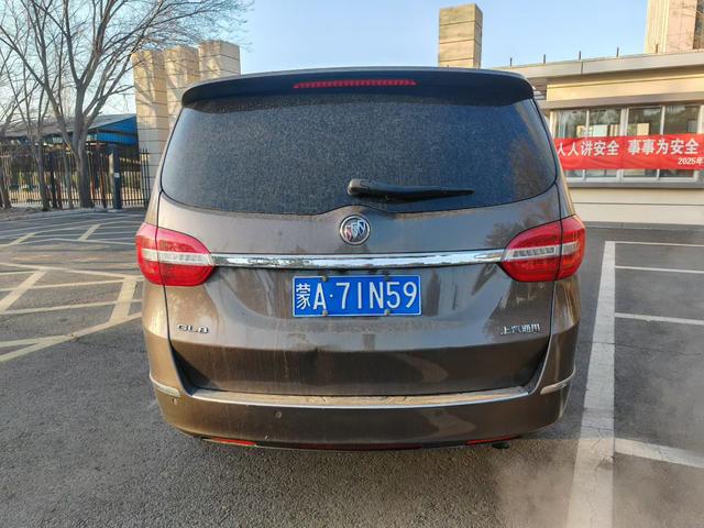 Buick GL8 2015 2.4L Luxury Business Premium – фото 8