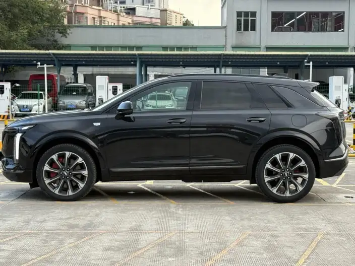 Cadillac XT5 2025 Model 28T 4WD Platinum Model