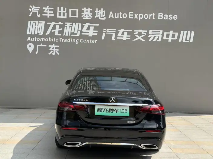 Mercedes-Benz E-Class PHEV 2023 Model E 350 e L Sports sedan – фото 5