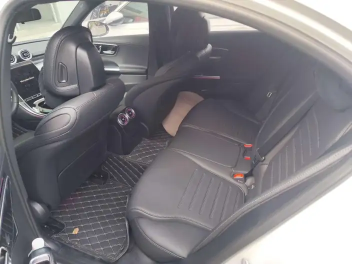 Mercedes-Benz C-Class 2025 Model C 260 L Sports Edition – фото 9