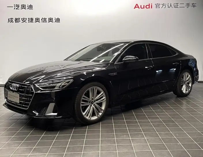 Audi A7 L 2024 Model 45 TFSI quattro Luxury Model – фото 1