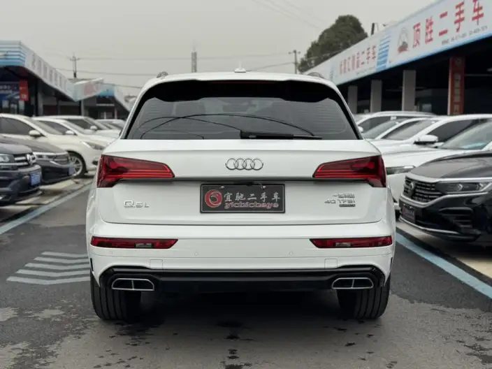 Audi Q5L 2023 Model 40T Luxury Dynamic Model – фото 4
