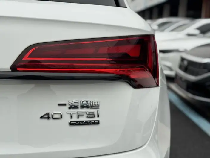 Audi Q5L 2023 Model 40T Luxury Dynamic Model – фото 10