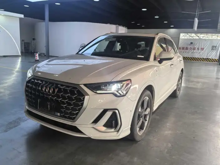 AUDI Q3 2024 Model 35 TFSI Fashion Dynamic Model – фото 1