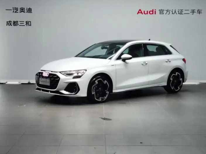 Audi A3 2026 Model Sportback 35 TFSI Continental Flying Spur Exclusive Model – фото 1