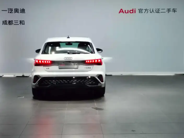 Audi A3 2026 Model Sportback 35 TFSI Continental Flying Spur Exclusive Model – фото 3