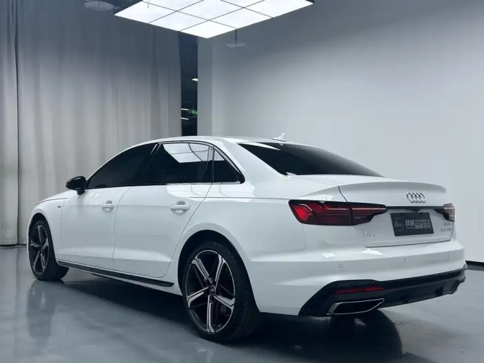 Audi A4 L 2024 Model 40 TFSI Luxury Dynamic Model – фото 4