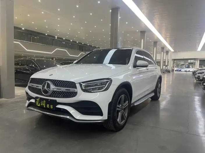 Mercedes-Benz GLC 2020 Model GLC 260 L 4MATIC Luxury Model – фото 1