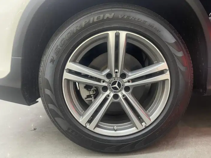 Mercedes-Benz GLC 2020 Model GLC 260 L 4MATIC Luxury Model – фото 7