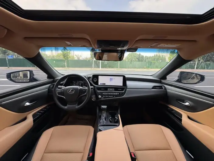 Lexus ES 2022 Model 300h Superior Edition – фото 9