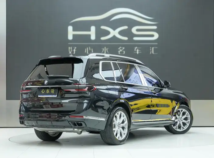 BMW X7 2023 Model xDrive40i Leading Model Luxury Set – фото 5