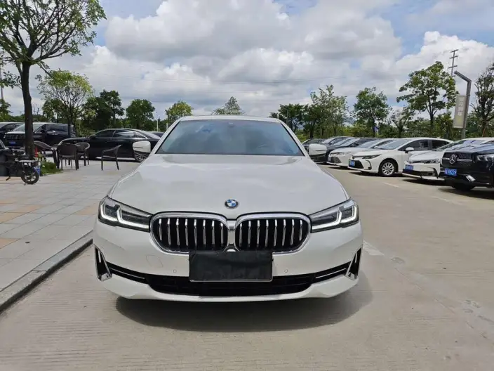 BMW 5 Series 2023 Model 530Li Leading Model Luxury Set – фото 2