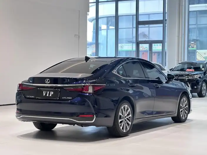 Lexus ES 2023 Model 260 Superior Edition – фото 7