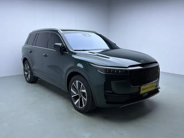 Li Auto ONE 2021 Model Extended Range 6 seat Edition – фото 3