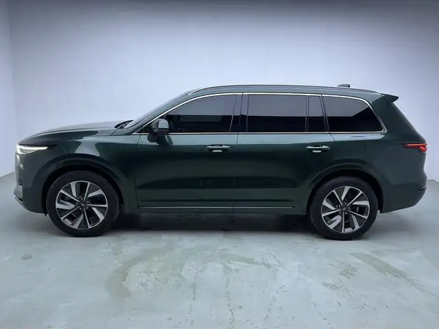 Li Auto ONE 2021 Model Extended Range 6 seat Edition – фото 4