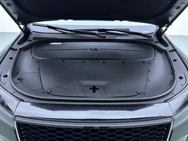 Li Auto ONE 2021 Model Extended Range 6 seat Edition – фото 10