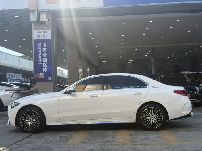 Mercedes-Benz C-Class 2022 Model C 260 L Sports Edition – фото 4