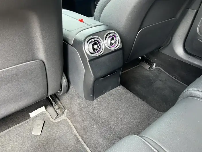 Mercedes-Benz C-Class 2024 Model C 260 L Sports Edition – фото 10