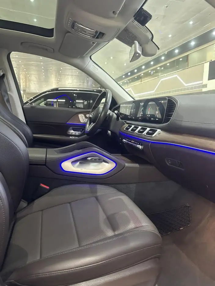 Mercedes-Benz GLE Imported 2020 Model Facelift GLE 350 4MATIC Luxury Model – фото 9